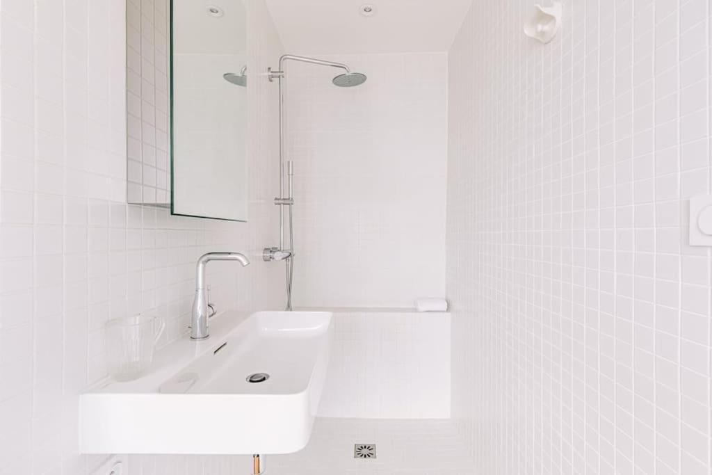 Bright Apartment In The 10Arr. - 4 People باريس المظهر الخارجي الصورة