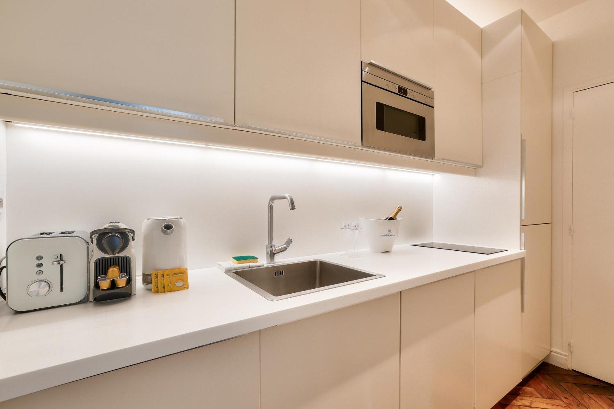 Bright Apartment In The 10Arr. - 4 People باريس المظهر الخارجي الصورة